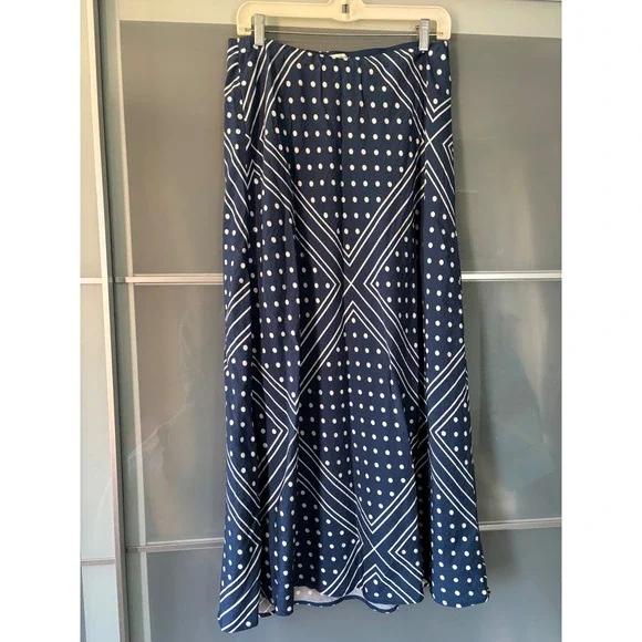 Abercrombie & Fitch Midi Rise Maxi Skirt Navy Blue Polka Dot Geometric Medium - Picture 3 of 10